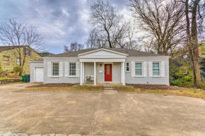Little Rock Home about 5 Mi to Downtown!